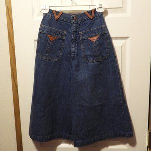 Vintage Knee Length Skirt